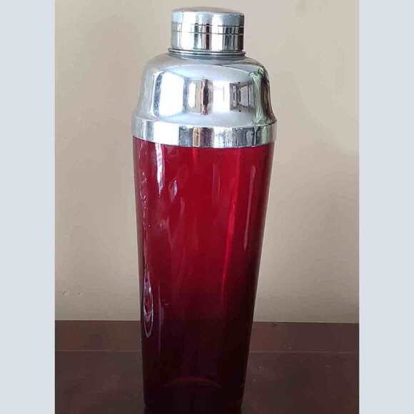 Vintage Cocktail Shaker Ruby Red Art Deco Style Glass and Chrome Drink Mixer - Picture 1 of 2